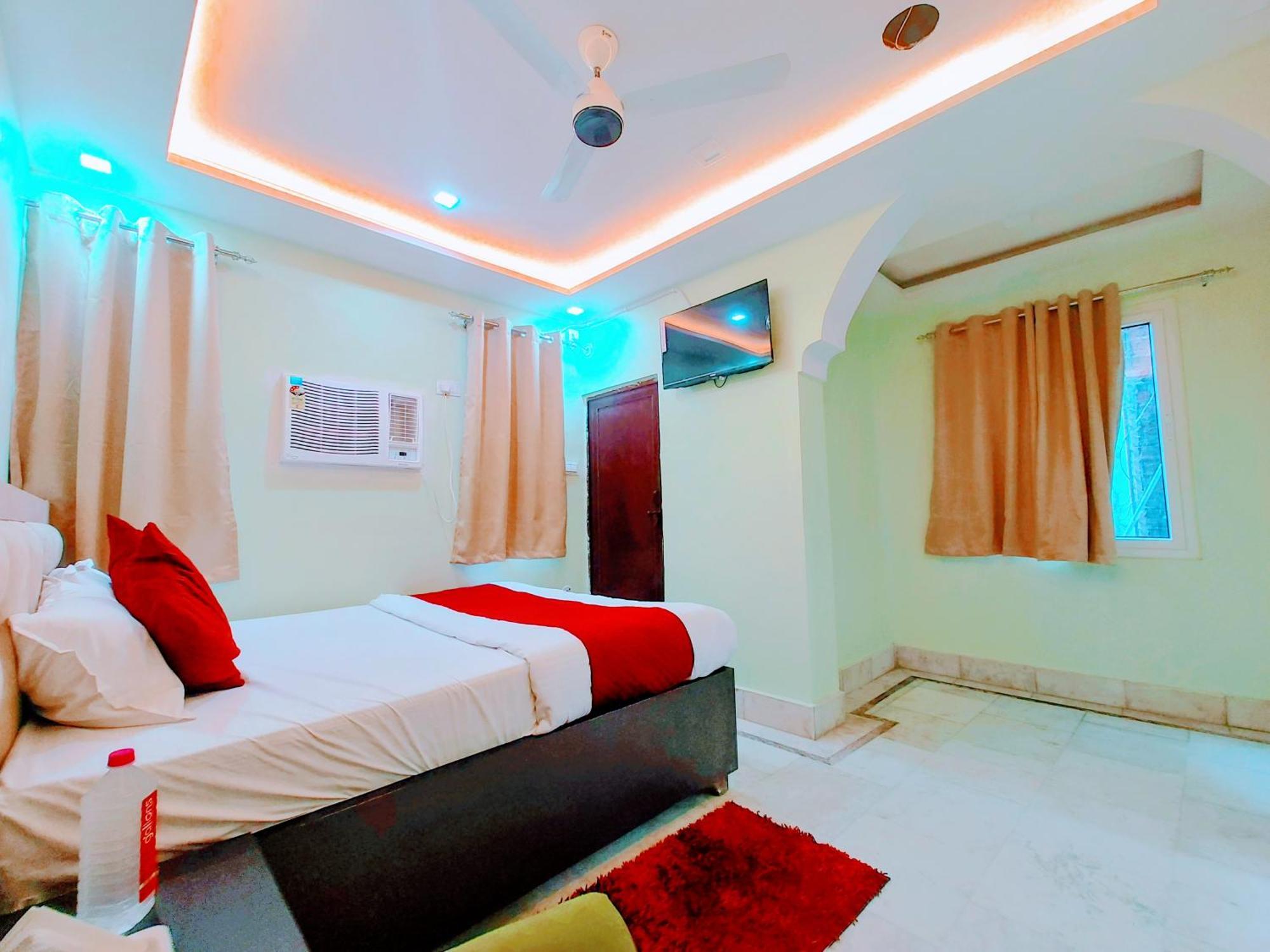 Western Stay Varanasi Esterno foto